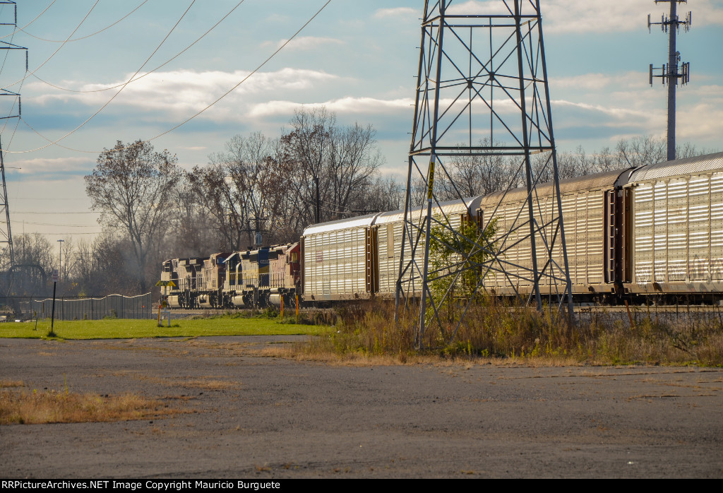 CP AC44CW + SD40-2 Locomotives leading a train